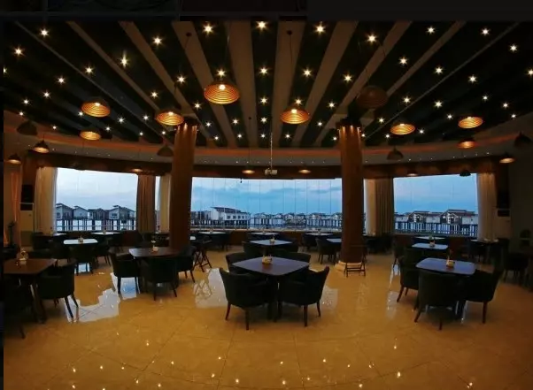 ToranjHotel1 ToranjHotel1