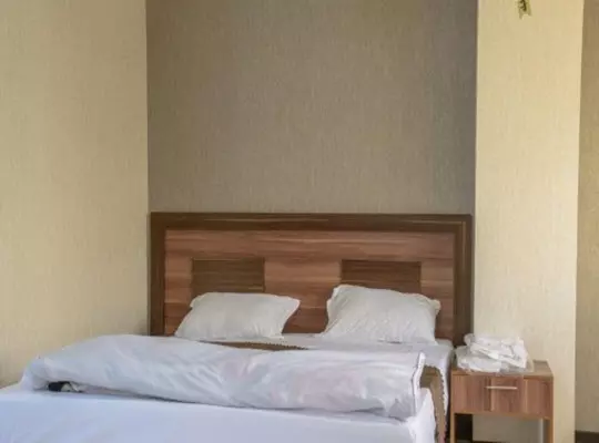 RoyalHotel4 RoyalHotel4